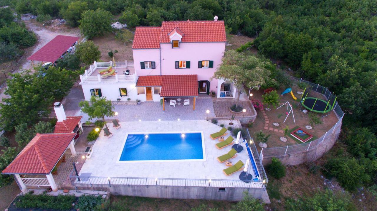 Holiday Home Koprivno Εξωτερικό φωτογραφία