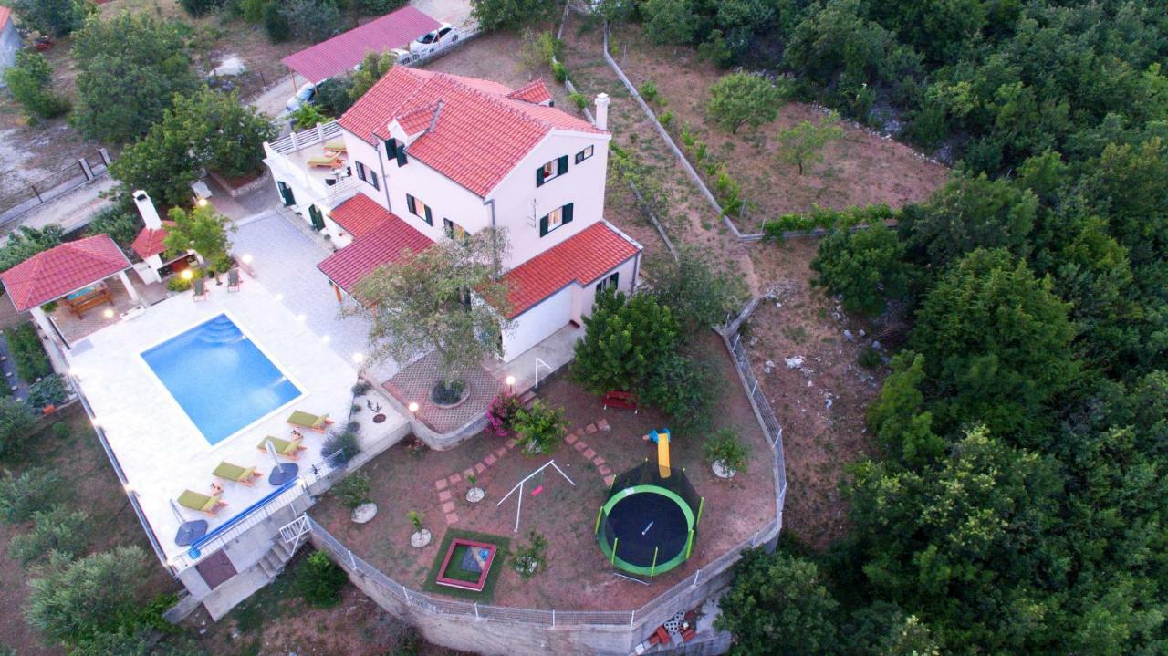 Holiday Home Koprivno Εξωτερικό φωτογραφία