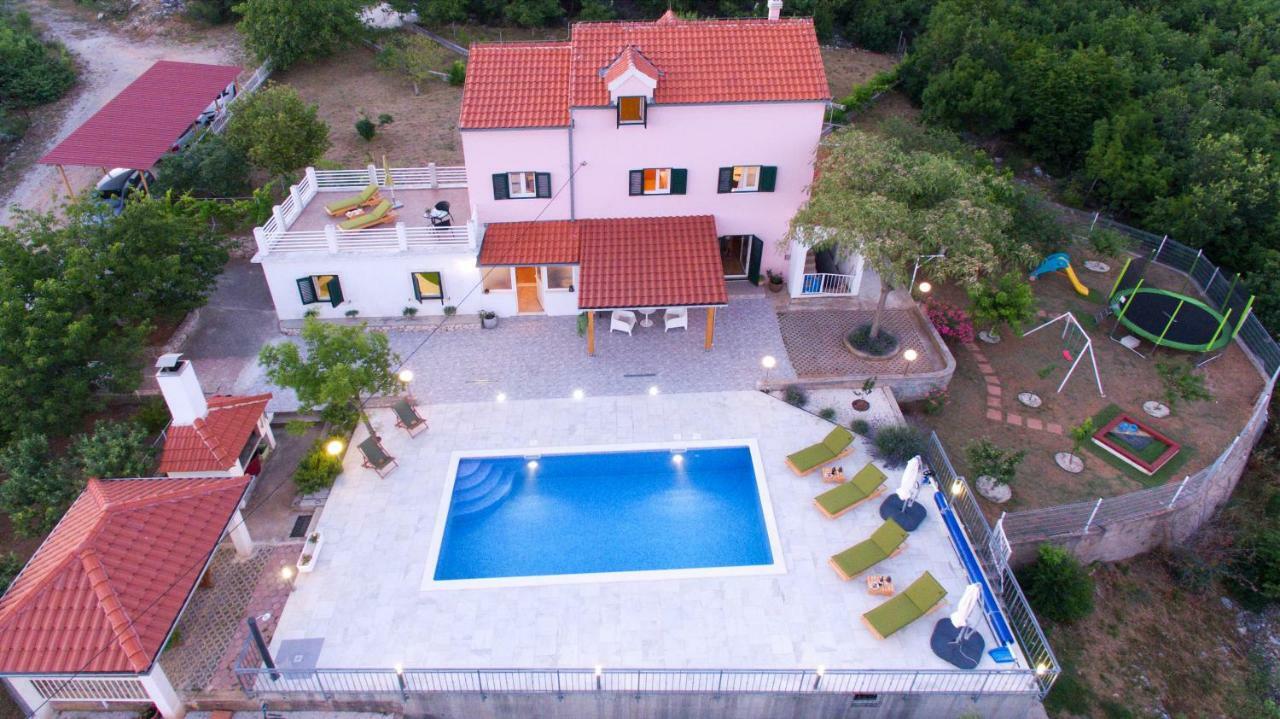 Holiday Home Koprivno Εξωτερικό φωτογραφία