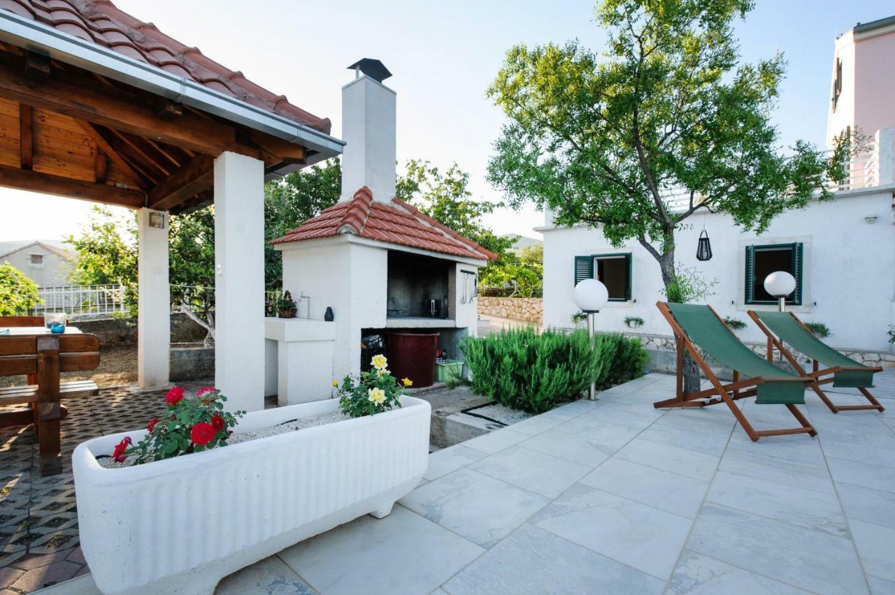 Holiday Home Koprivno Εξωτερικό φωτογραφία